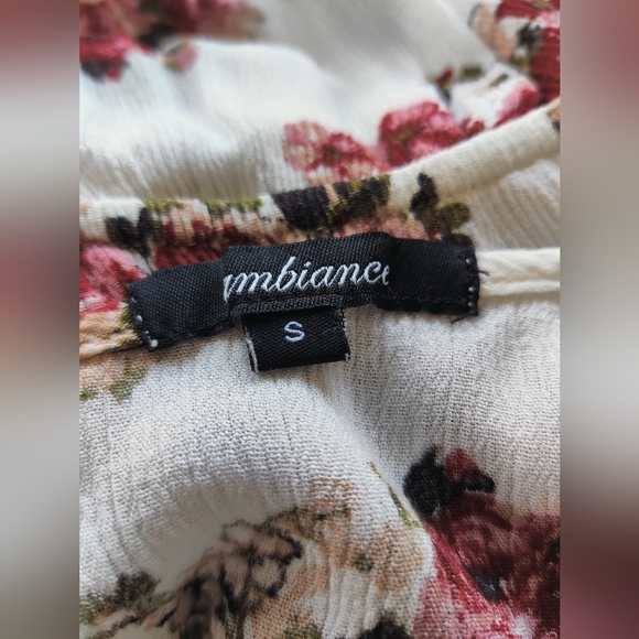 Ambiance Floral Romper - Picture 5 of 8